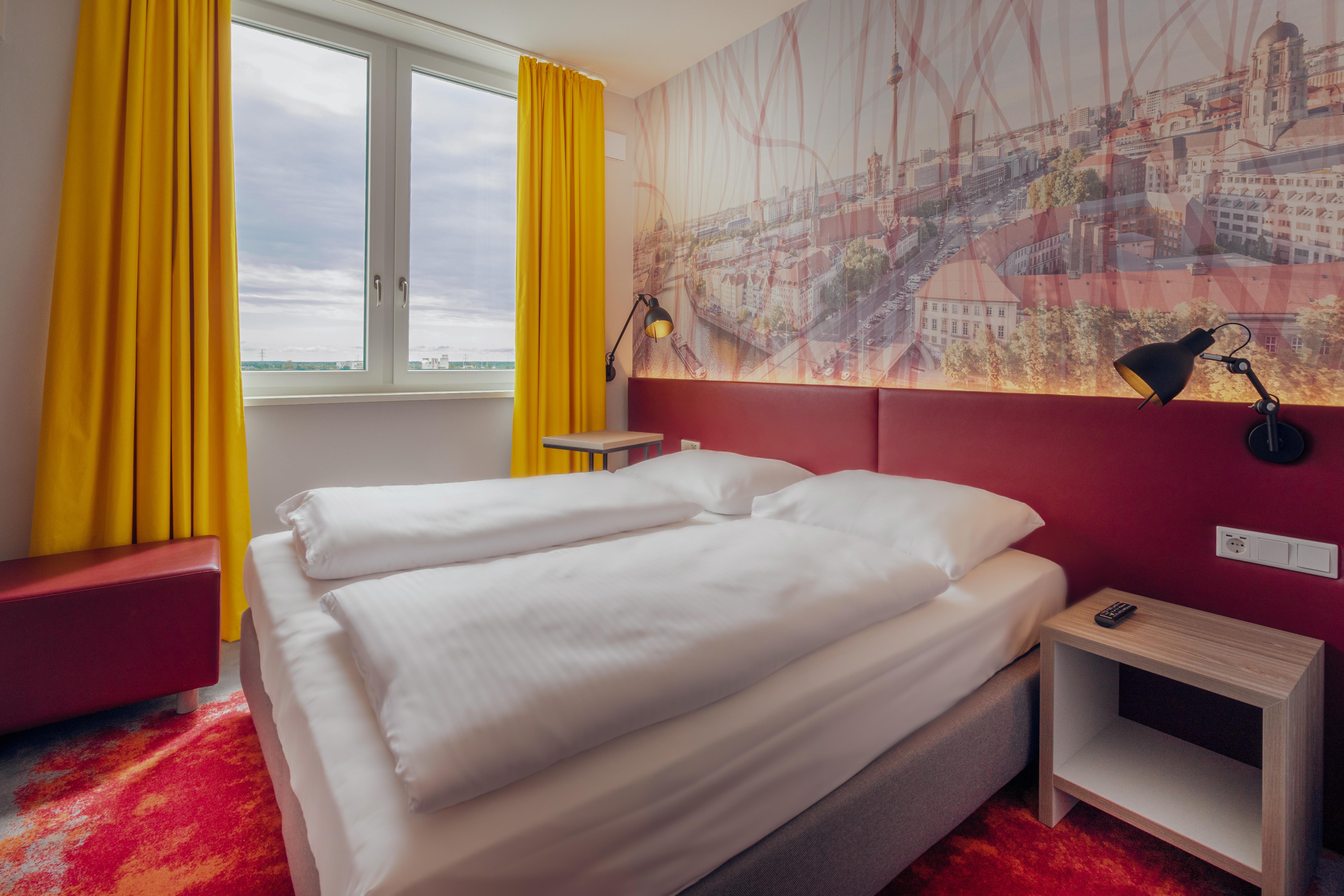 Campanile Berlin Brandenburg Airport Hotel Schönefeld Екстериор снимка