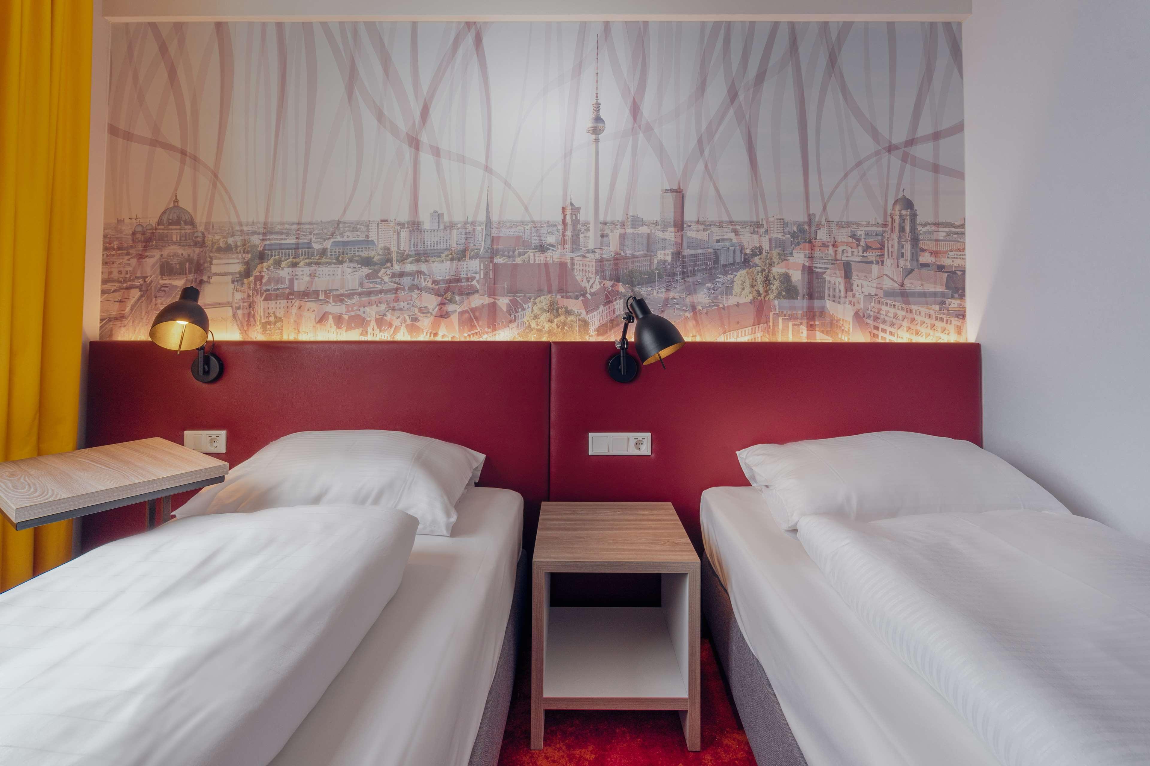 Campanile Berlin Brandenburg Airport Hotel Schönefeld Екстериор снимка