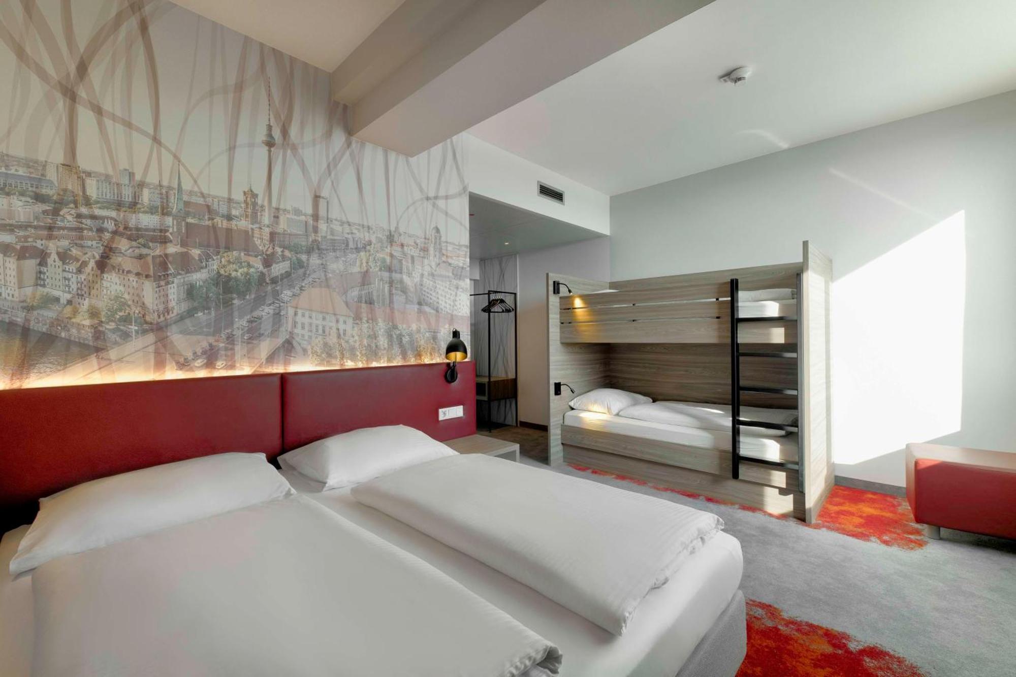 Campanile Berlin Brandenburg Airport Hotel Schönefeld Екстериор снимка