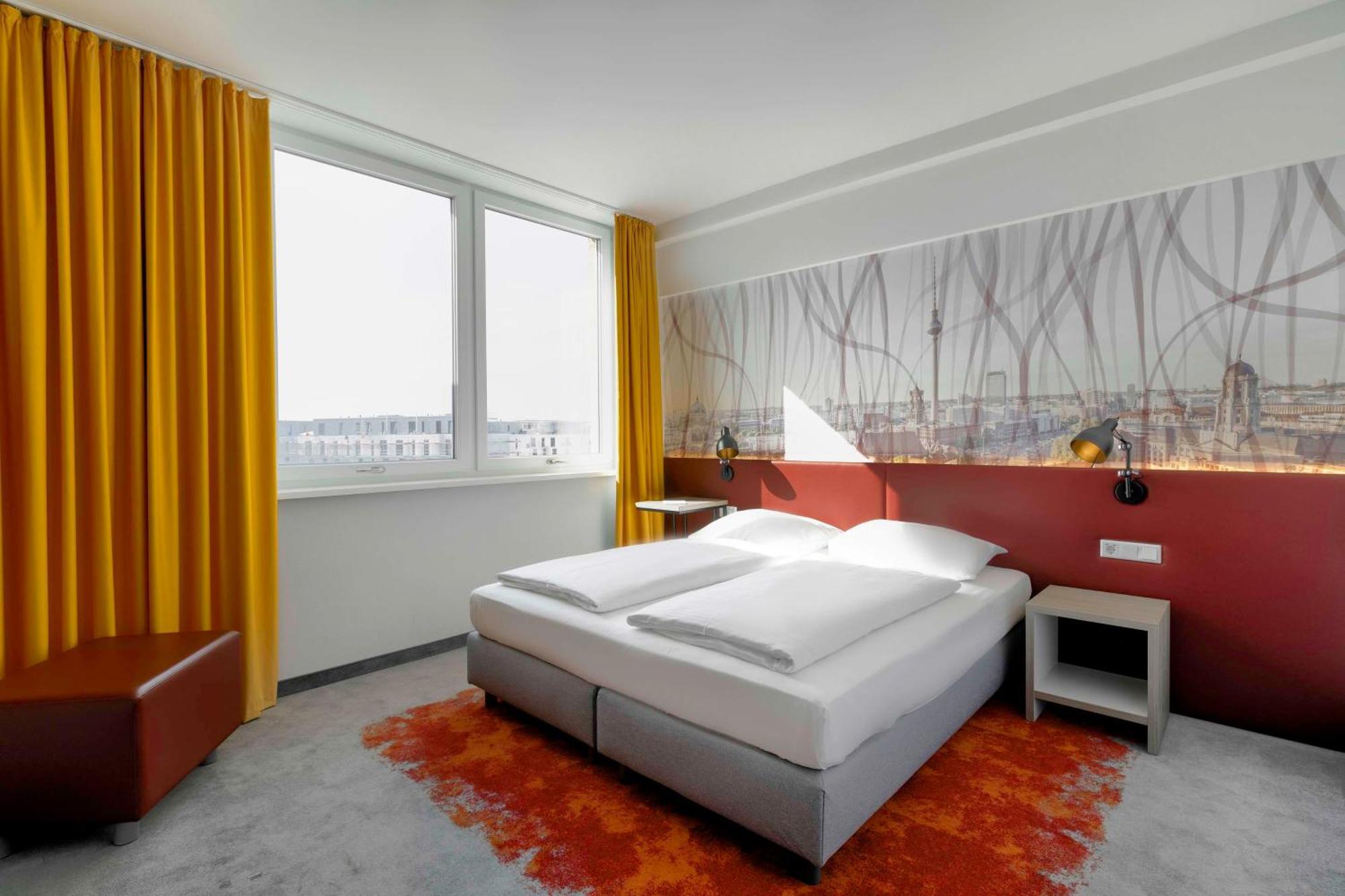 Campanile Berlin Brandenburg Airport Hotel Schönefeld Екстериор снимка